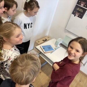 C99F8B72-159C-4D8F-8FB1-769317933AB2 C99F8B72-159C-4D8F-8FB1-769317933AB2