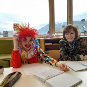 8942b788-cbf0-4cf9-8b09-48ff1b2f3776 8942b788-cbf0-4cf9-8b09-48ff1b2f3776