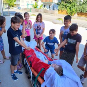 4d0721d9-feea-41ef-81d2-5589385fb316 4d0721d9-feea-41ef-81d2-5589385fb316