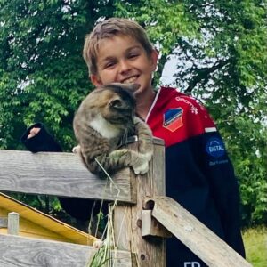 f16f1f95-3fe7-4f30-827d-6058df38836a f16f1f95-3fe7-4f30-827d-6058df38836a