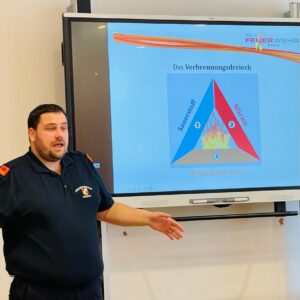 2e1fdee1-d724-44d9-8e93-8a94be0f867a