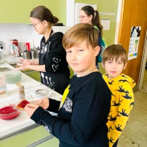 c5b872f9-f9f5-484b-aff5-8fb1f18a4a96