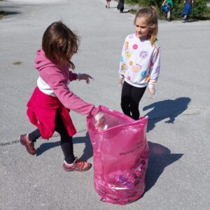 cff0fe8c-e098-45bf-a8bd-0e8032a78b2e