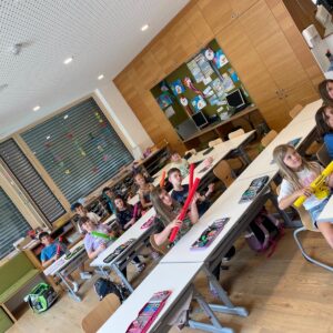 999e3b43-4d99-4978-925b-8070d0633826 2