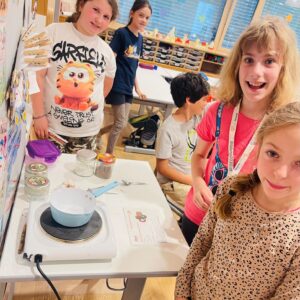 d6a54849-3d64-45c7-b25f-979722a2c3a4