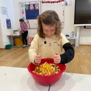 576dd111-7e33-475d-8892-ea12d0c795be